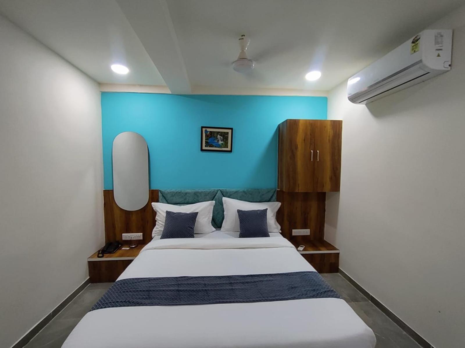 Hotel Lee Park Ахмедабад Экстерьер фото